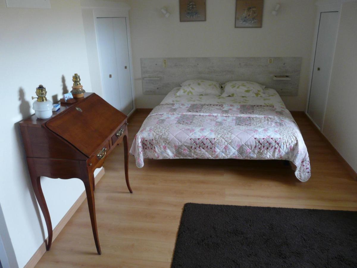 ロズ・シュル・クエノン マモウカフェコウエット Bed & Breakfast エクステリア 写真